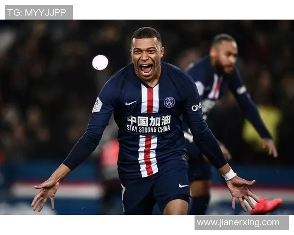 足球明星为中国祈福的温暖瞬间展现团结与希望的美好画面