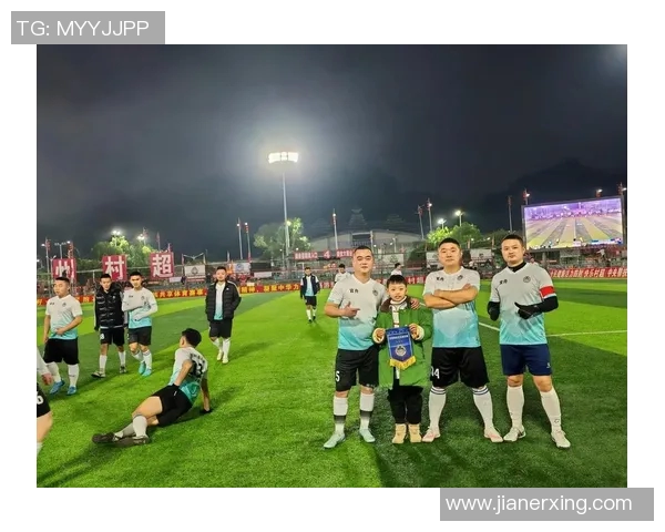 足球明星们的快乐时刻分享他们的欢笑与激情瞬间