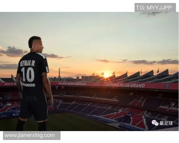 足球明星立牌素材分享助力你的球迷活动与创意展示